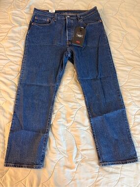 Levi's Straight Leg 501 Jeans in Dark Indigo Blue